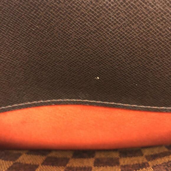 LOUIS VUITTON Authentic Brown Damier Bag - Picture 9 of 10